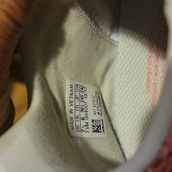 Adidas - Picture 7 of 7